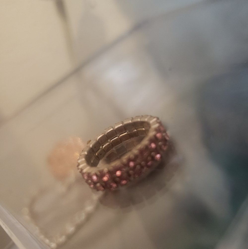 Pink Rhinestone Ring - Picture 5 of 6